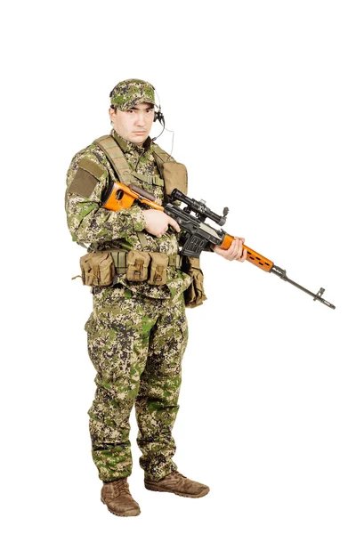 Privater Militärunternehmer mit Scharfschützengewehr. — Stockfoto