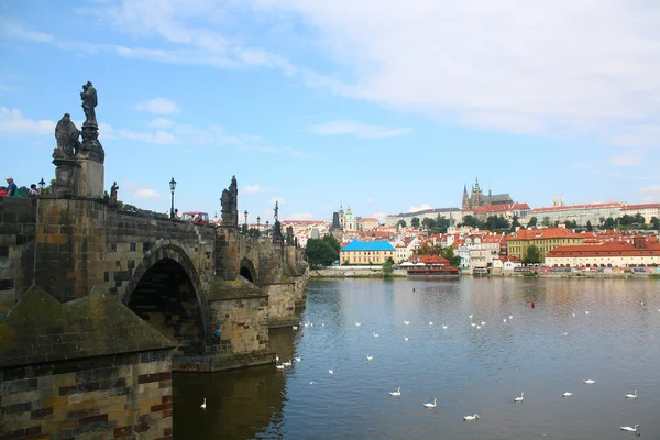 Praga Vecchia e Ponte Carlo a Praga — Foto Stock