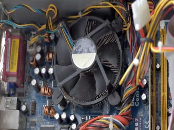 Inicio del ventilador de CPU — Vídeo de stock