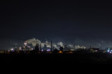 Çalışma gece çelik fabrikası