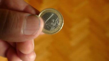 Sembolik bir para - piyango saygısız