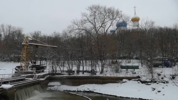 Водоочистные сооружения в городе — стоковое видео