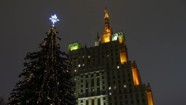 Świerk noworoczny w Moskwie 2021 — Wideo stockowe