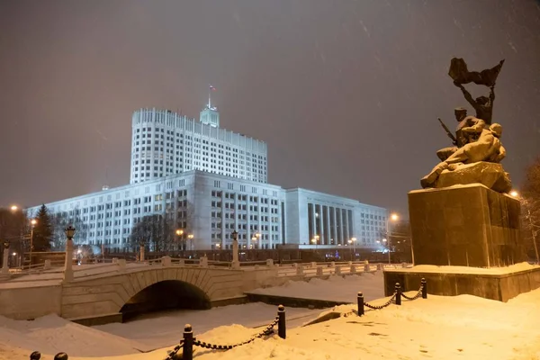 Casa do governo em Moscou à noite — Fotografia de Stock