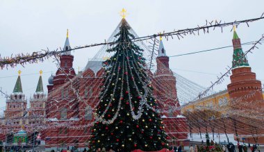 Kremlin ve Noel ağacı