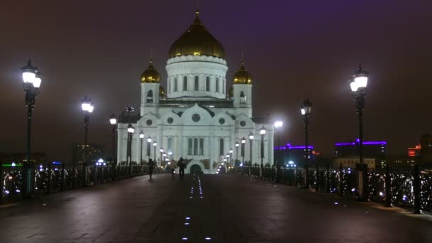 Catedral de Cristo a noite em Moscou — Vídeo de Stock