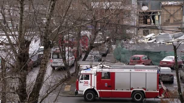 Feuerwehrauto eingetroffen — Stockvideo