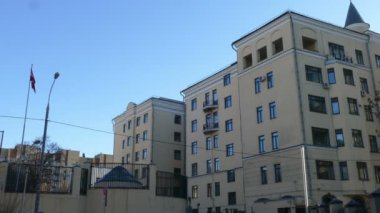 Uçak ve Türk Büyükelçiliği Moskova 2015 tarihinde güvercinler