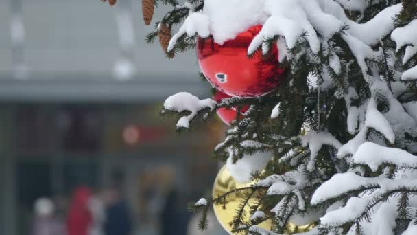 Christmas decorations in Moscow in January 2016 — Stock Video