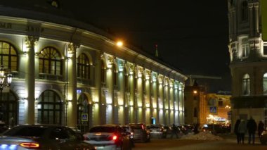 Bina Gostiny Dvor Kremlin gece