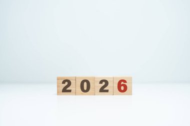 Asgari Beyaz Arkaplan ile 2026 Tahta Bloklar Konsepti