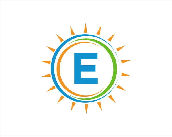 太陽エネルギーのロゴは レターEテンプレート上で Eレターソーラーロゴデザイン ソーラーパネルファーム電気農業ロゴテンプレート — ストックベクタ