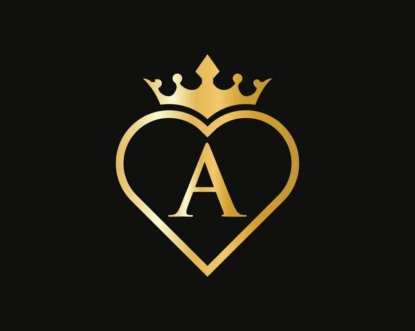 Визнаний Логотип Короною Формою Кохання Heart Letter Logo Design Gold — стоковий вектор