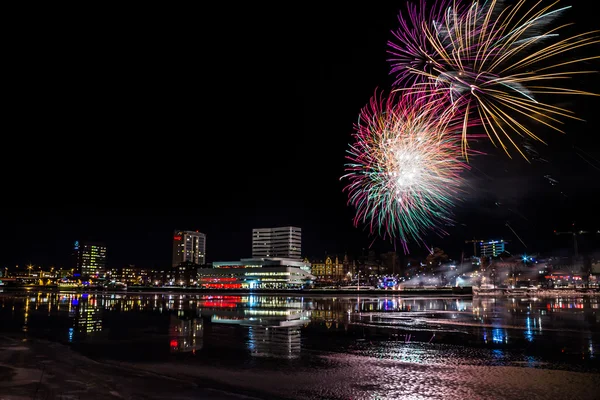 Fireworks over City Skyline — Stock Photo, Image