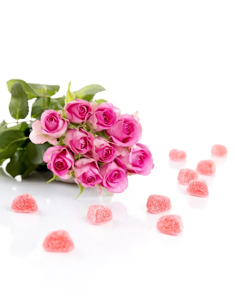 Roses with Candy Hearts — Stock Photo, Image