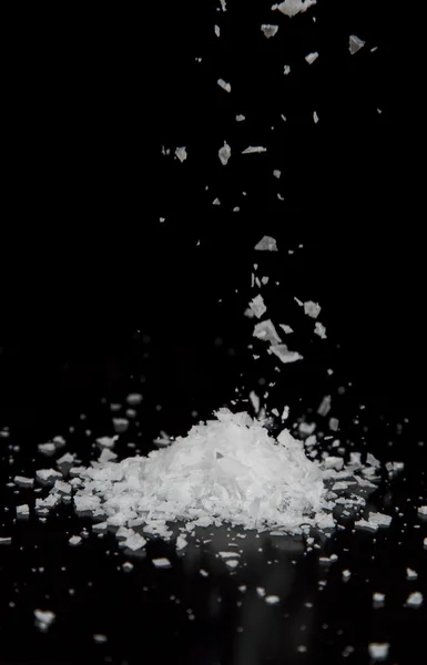 Sea Salt Falling into a Pile — Stock Photo, Image