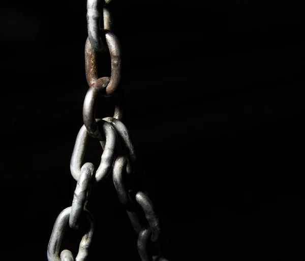 Chain Splitting in Two — Stock Photo, Image