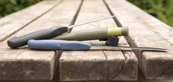 Knifes Lying on Table — Stock Photo, Image