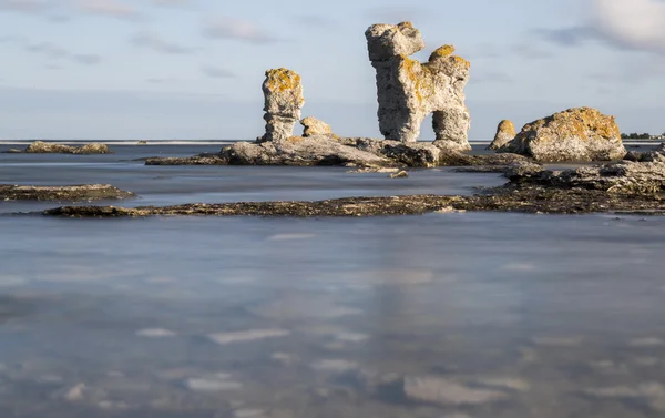 Морской стек в Фару, Готланд в Швеции — стоковое фото