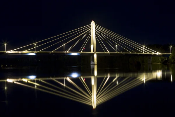 Pont à câbles en Umea, Suède — Photo