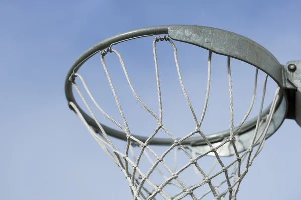 Cesta bola aro — Fotografia de Stock