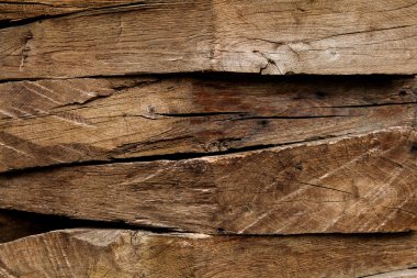 Spagetti arka plan. Siyah zemin üzerine sarı uzun spagetti. İnce makarna satırları düzenlenmiştir. Sarı İtalyan makarna. Uzun spagetti. Pişmemiş spagetti duvar kağıdı.