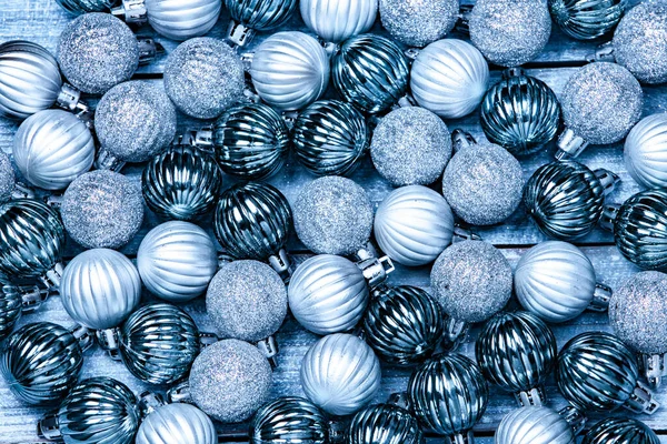 Bolas Año Nuevo Sobre Fondo Madera Azul Fondo Navidad Con — Foto de Stock