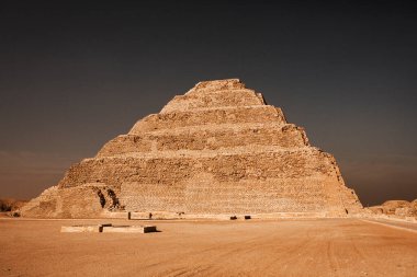 Ünlü Mısır Giza Piramitleri. Mısır 'da manzara. Çölde piramit. Afrika. Dünyanın Mucizesi