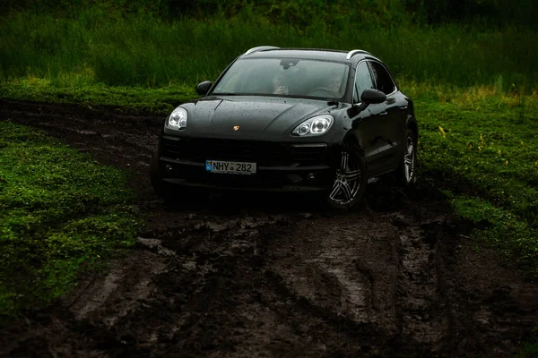 Chisinau Moldova Juin 2021 Porsche Macan Course Hors Route Pleine — Photo