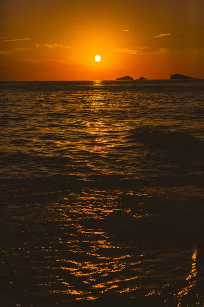 Erstaunliches Landschaftsbild Mit Rotem Sonnenuntergang Auf Ibiza Spanien — Stockfoto