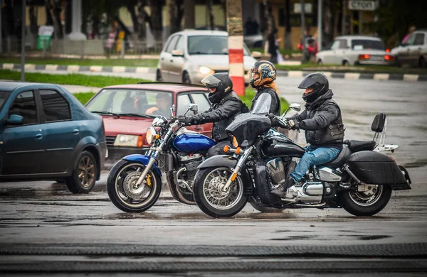 Ulianovsk Rússia 2016 Motociclistas Encerramento Motoseason 2016 Ulyanovsk Praça Frente — Fotografia de Stock