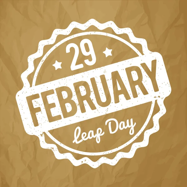 29 февраля Резиновый штамп Leap Day белый на скомканном бумажном коричневом фоне . — стоковый вектор