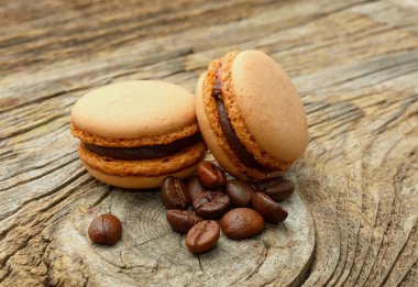 Fransızca macaroons kahve çekirdekleri ile