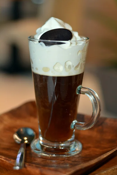 Viennese coffee with whipped cream — Stock Photo, Image