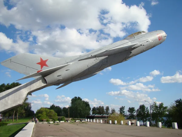 monument to the plane in the city of Dnepropetrovsk on a residential solar array