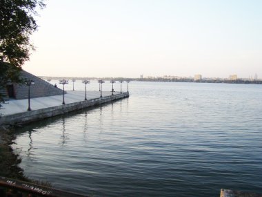 Dnepropetrovsk, Dinyeper Nehri sağ Bankası 'nın dolgu Merkezi bölümü