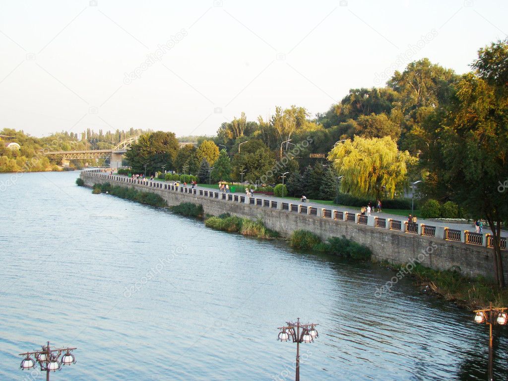 Dnepropetrovsk, the Central part of the embankment of the right Bank of the Dnieper river