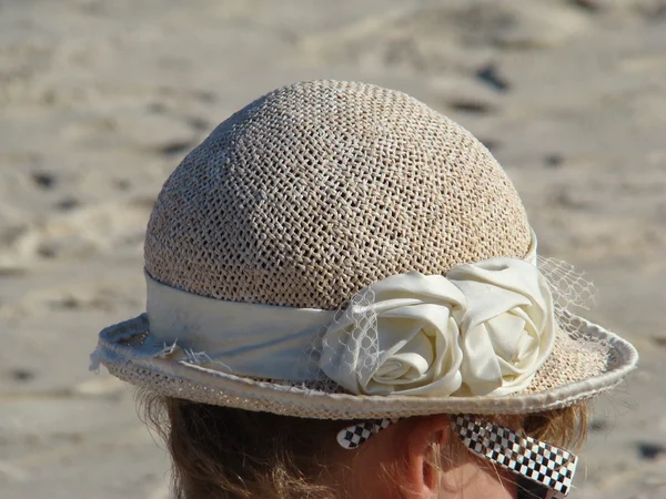 Hut Strand Schließt Vor Der Sonne Verschiedene Strandhüte Bedecken Den — Stockfoto