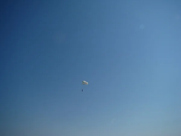 空に開いている状態でキャノピー — ストック写真