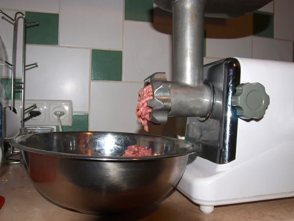 Prepararea Cărnii Tocate Folosind Mașină Tocat Carne Domiciliu — Fotografie, imagine de stoc