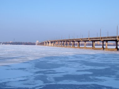 Donmuş nehrin Dnipro Dnipropetrovsk köprüden