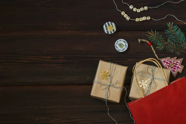 Compras Natal Saco Papel Vermelho Presente Com Caixas Papel Kraft — Fotografia de Stock