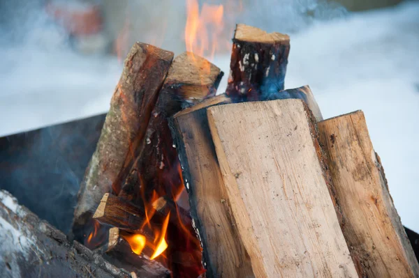 Trä i brand, firen-place — Stockfoto