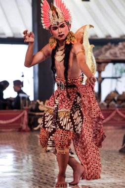 Dasalengkara Hareketi Wayang Wong Mahabharata Dans Draması Kraton Yogyakarta Sarayı, Yogyakarta, Endonezya, 7 Ekim 2023