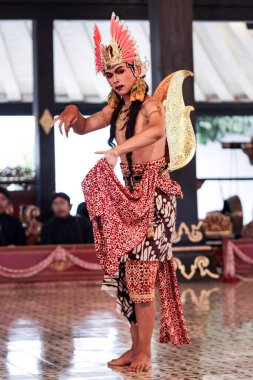 Dasalengkara Dans Hareketi Wayang Wong Mahabharata Performansı Kraton Yogyakarta, Yogyakarta, Endonezya, 7 Ekim 2023