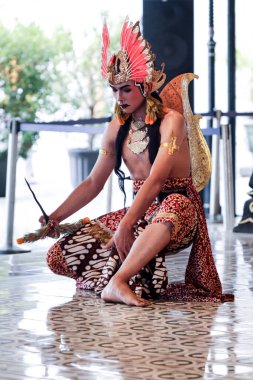 Dasalengkara, Wayang Wong Mahabharata 'da Keris tutuyor Kraton Yogyakarta Sarayı, Yogyakarta Şehri, Endonezya, 7 Ekim 2023