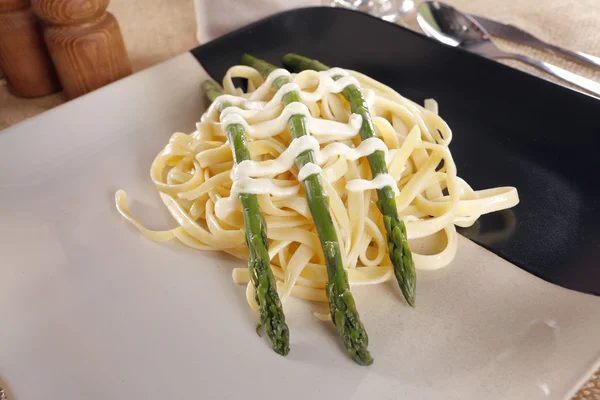 Alfredo cream sauce — Stock Photo, Image