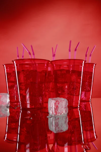 Soda en tazas rojas — Foto de Stock