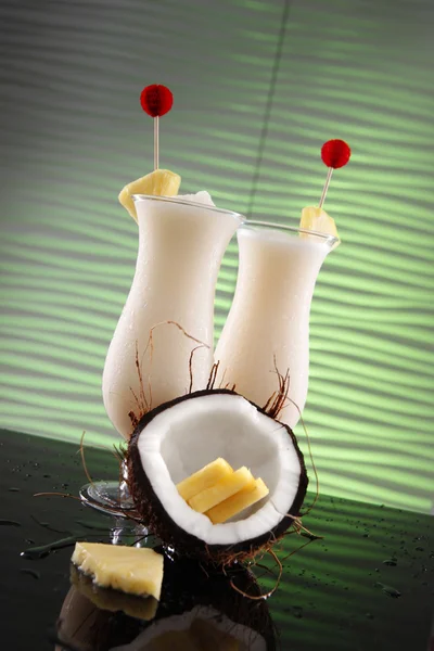 Pina colada cocktail — Stockfoto