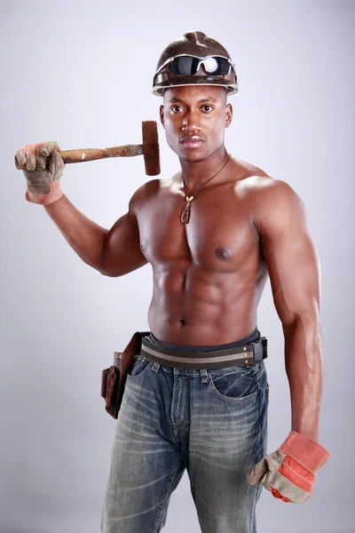 Muskulös African American arbetare — Stockfoto